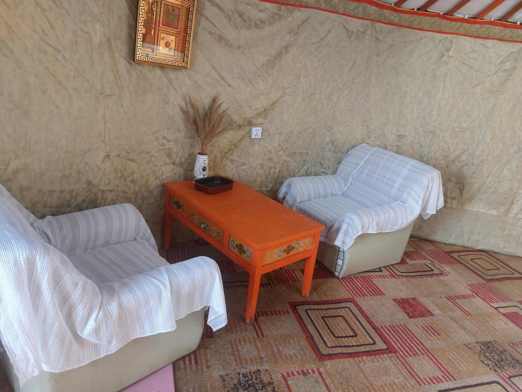 Gana'S Guest House And Tours Ulaanbaatar Bagian luar foto