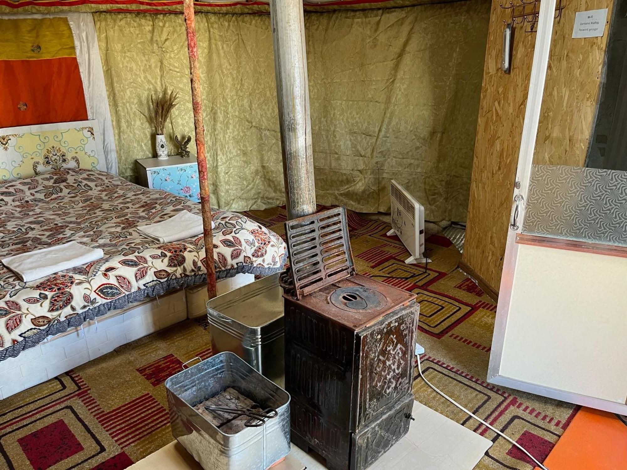 Gana'S Guest House And Tours Ulaanbaatar Bagian luar foto